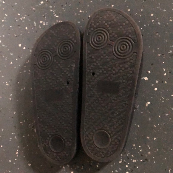 Madden girl black slides size 7 - Picture 2 of 2